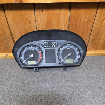 Панель приборів Skoda Fabia 1 (6Y0920881M)