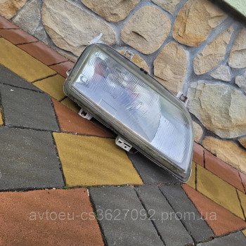 Фара передня права Volkswagen Sharan