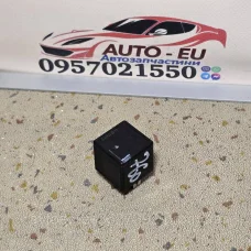 Купити 90464760 GM реле топливного насоса Opel Astra, Vectra, Zafira, Corsa, Combo, Meriva, Omega, Опель, Астра, Зафира, Корса, Комбо — магазин автозапчастин AvtoEU