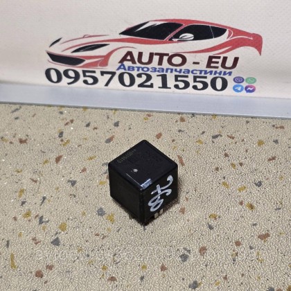 Купити 90464760 GM реле топливного насоса Opel Astra, Vectra, Zafira, Corsa, Combo, Meriva, Omega, Опель, Астра, Зафира, Корса, Комбо — магазин автозапчастин AvtoEU