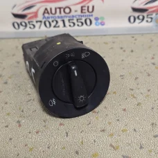 Купити Включатель света фар VAG Volkswagen, Skoda, Seat, Audi, Фольцваген, Ауди, Жарко, Сеат 1C0941531 — магазин автозапчастин AvtoEU