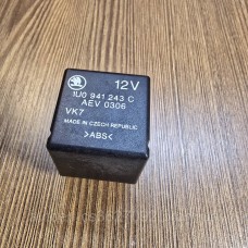 Купити Реле регулировки подсветки Skoda, Seat, Шкода, Сеат, Фольксваген 1U0941243C — магазин автозапчастин AvtoEU