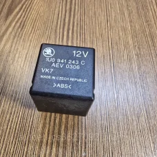 Купити Реле регулировки подсветки Skoda, Seat, Шкода, Сеат, Фольксваген 1U0941243C — магазин автозапчастин AvtoEU