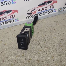Купити Кнопка подогрева переднего сиденья Volkswagen Passat B5, Skoda Superb B 3B0963564D — магазин автозапчастин AvtoEU