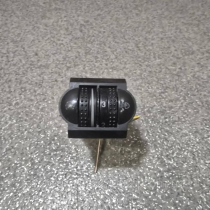 Купити Кнопка Коректора Фар Volkswagen Passat B5 3B0941333C — магазин автозапчастин AvtoEU