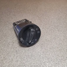 Купити Включатель света фар Volkswagen Golf 4,Bora, Passat 5,Skoda Octavia Tour, Fabia, Audi A4B5,Seat (1C0941531A) — магазин автозапчастин AvtoEU