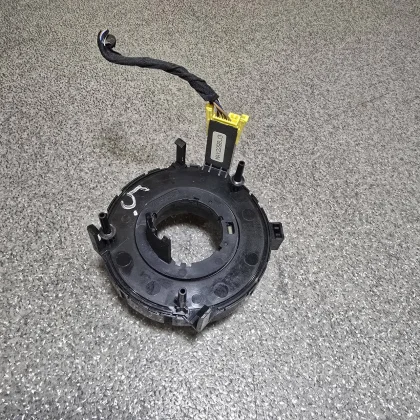 Купити Шлейф руля, подрулевой AIRBAG VAG Volkswagen, Skoda, Seat, Audi, Фольксваген, Ауди, Шкода, Сеат 1J0959653 — магазин автозапчастин AutoDetal
