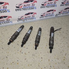 Купити Форсунки топливные 1.9d Renault Laguna, Magene, Scenic 1, Рено Сценик, Мегане, Лагуна 7700112883 — магазин автозапчастин AvtoEU