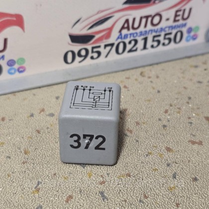 Купити Реле 372 топливного насоса VAG, Volkswagen, Seat, Audi, Skoda, Фольксваген, Ауди, Сеат, Шкода 4D0951253 — магазин автозапчастин AvtoEU