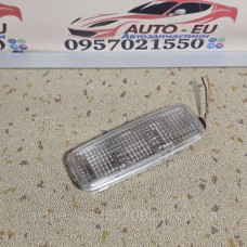 Купити Плафон подсветки салона козырька Audi A4 B7, A4, A6 Ауди 4D0947105A — магазин автозапчастин AvtoEU