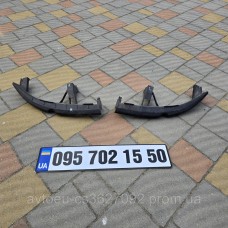 Купити Кронштейн правый, левый передние под фары Renault Scenic 2,Рено Сценик 2 8200183758 8200183741 — магазин автозапчастин AvtoEU