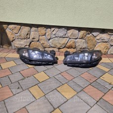 Купити Фары передние Renault Laguna 2, Рено Лагуна 2 рестал Valeo 8200481197 — магазин автозапчастин AvtoEU