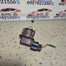 Купити Цоколь с лампочкой передней фары Opel Zafira A, Зафира А — магазин автозапчастин AvtoEU