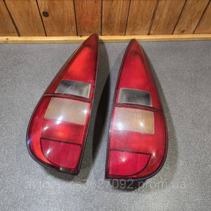 Купити Задние фонари стоп с платами Renault Laguna 1, Рено Лагуна 1 — магазин автозапчастин AvtoEU