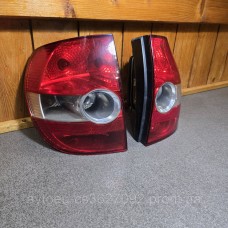 Купити Задние фонари стопы Volkswagen Fox, Фольцваген Фокс 5Z0945096 5Z0945095 — магазин автозапчастин AvtoEU
