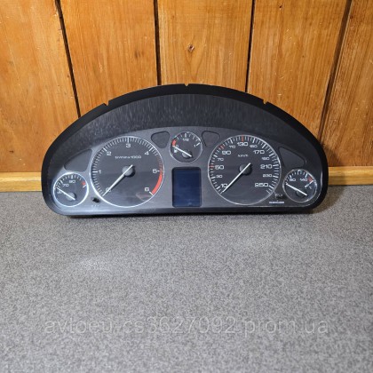 Купити Панель приборов Peugeot 407 (9658138280) — магазин автозапчастин AvtoEU