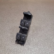 Купити Кнопка стеклоподъемника Volkswagen Golf 4,Bora, Passat 5,Audi A4 B5, Skoda Octavia Tour, Fabia (1J4959857B) — магазин автозапчастин AvtoEU