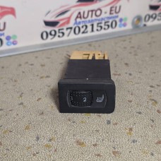 Купити Кнопка подогрева сиденье Volkswagen Golf 4,Bora 1J0963564B — магазин автозапчастин AvtoEU