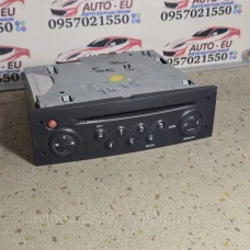 Купити Оригинальный штатный магнитофон для Renault Scenic 2, Megane 2, Рено Сценик 2, Мегане 2 8200607915T — магазин автозапчастин AvtoEU