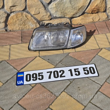 Купити Фара передняя левая Audi A3 8L, Ауди А3 с поворотником — магазин автозапчастин AvtoEU