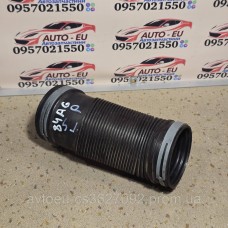 Купити Патрубок воздуха 1.9cdi VAG Volkswagen Golf 4,Seat, Skoda, Фольцваген, Шаль, Сеат 1J0129684AG — магазин автозапчастин AvtoEU