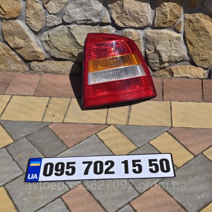 Купити Задние фонари стопы правый с платой Opel Astra G, Опель Астра 2 90521544 хэтчбек — магазин автозапчастин AvtoEU