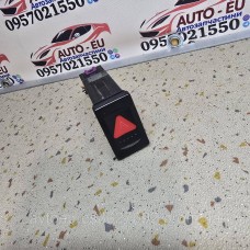 Купити Кнопка аварийки Volkswagen Passat B5, Фольксваген Пассат Б5 3B0953235B — магазин автозапчастин AvtoEU