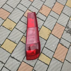 Купити Задний фонарь стоп с платой правый Fiat Punto 1,Фиат Пунто 1 3650074 — магазин автозапчастин AutoDetal