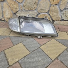 Купити Правая передняя фара с поворотником Volkswagen Sharan, Seat Alhambra, Volkswagen Galaxia, Seat Alhambra — магазин автозапчастин AvtoEU