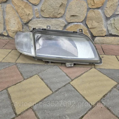 Купити Правая передняя фара с поворотником Volkswagen Sharan, Seat Alhambra, Volkswagen Galaxia, Seat Alhambra — магазин автозапчастин AutoDetal