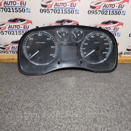 Купити Приборная панель Peugeot 307, Пежо 307 9654485580 — магазин автозапчастин AvtoEU
