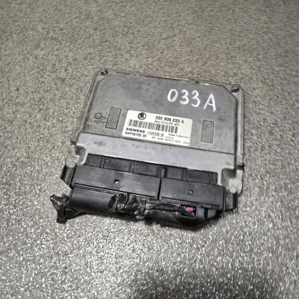 Купити Блок управления двигателем Skoda Fabia 1.2 AZQ 03E906033A, 03E 906 033 A, 5WP44305, 5WP4430508 — магазин автозапчастин AutoDetal