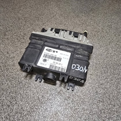Купити Блок управления двигателем VAG, Volkswagen Golf 3, Фольксваген Гольф 3 034906030N — магазин автозапчастин AvtoEU