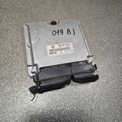 Купити Блок управления двигателем для Volkswagen Passat B5 1.9tdi AJM 038906019BJ, 0281010176 — магазин автозапчастин AutoDetal