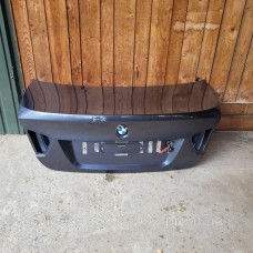 Купити Кришка багажника седан BMW E-90 — магазин автозапчастин AvtoEU