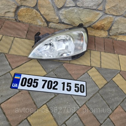 Купити Фара передняя левая с собрания Opel Combo C, Corsa C, Опель Комбо Ц, Корса Ц89302119 Valeo — магазин автозапчастин AvtoEU
