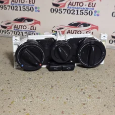 Купити Панель управления печью, климатом VAG Volkswagen Golf 4,Bora, Skoda Octavia Tour, НЖО Октавия Тур, Фольцваген 1J0820045F — магазин автозапчастин AutoDetal