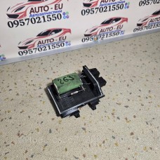 Купити Резистор вентилятора печки Audi 80B4, 80B3, Ауди 80B3, 80B4 893959263 — магазин автозапчастин AvtoEU