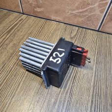 Купити Резистор печки вентилятора Audi A6C5, VAG, Ауди, Фольцваген, Шкода 4B0820521 — магазин автозапчастин AvtoEU