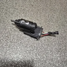 Купити Датчик включения стоп-сигнала VAG, Volkswagen, Seat, Audi, Skoda 1J0945511C — магазин автозапчастин AvtoEU