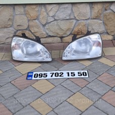 Купити Фары передние Kia Carens, Киа Каренс 06-12р. — магазин автозапчастин AvtoEU