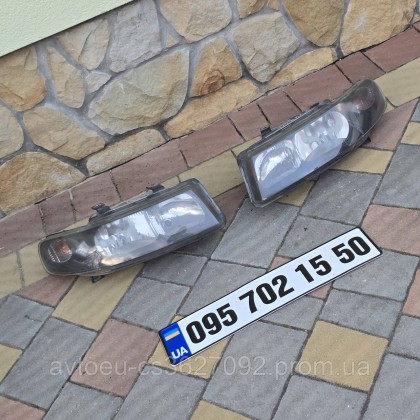 Купити Фары передние Seat Toledo 2,Сеатíн 2 1M1941002B 1M1941001B — магазин автозапчастин AvtoEU