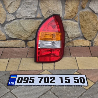 Купити Правый задний стоп-сигнал с платой Opel Zafira A, Опель Зафира А — магазин автозапчастин AutoDetal
